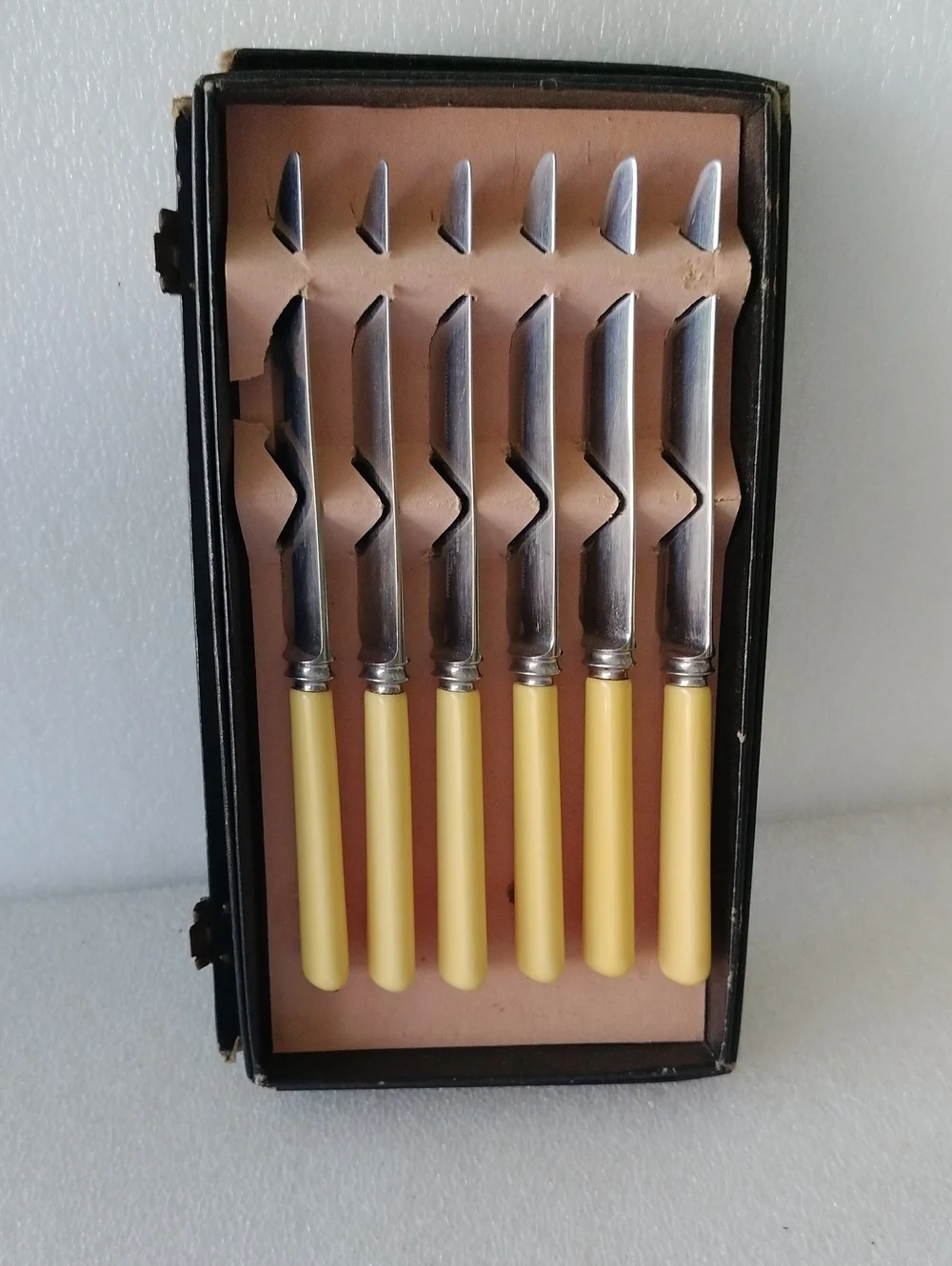 Vintage English silver-plated knives Set
